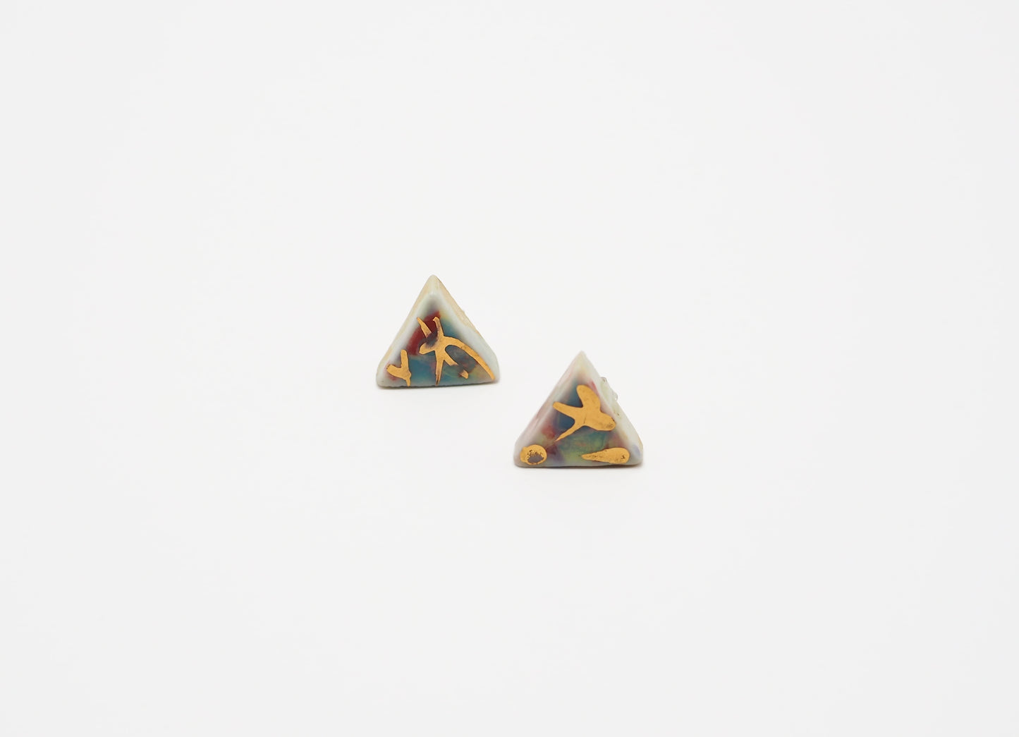 Sankaku Triangle Goldplated Porcelain earrings